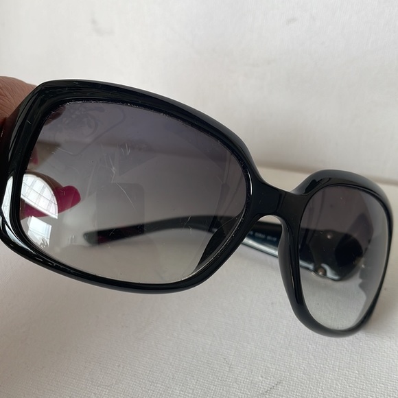 ❌SOLD ❌Authentic Sunglasses Gucci. - Picture 13 of 15